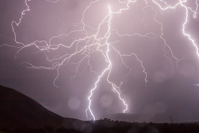 lightning storm in mendota il
